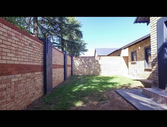 3 BEDROOM CLUSTER FOR SALE IN NEWMARKET